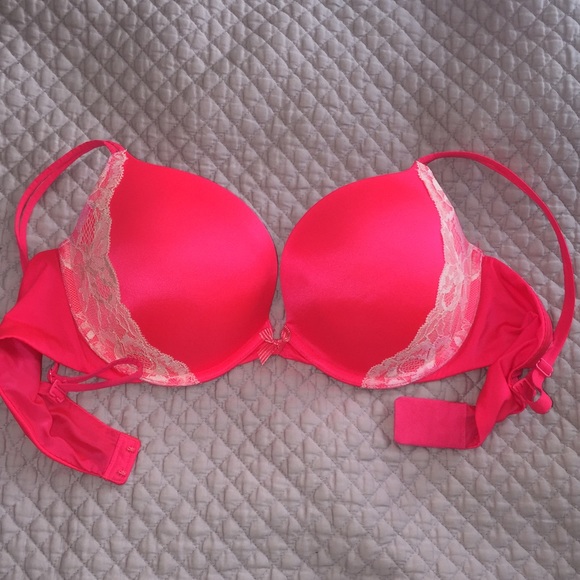 Victoria's Secret very sexy push up