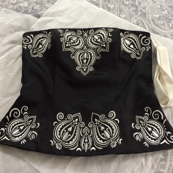 White House Black Market Tops - White House black-market bustier top like new
