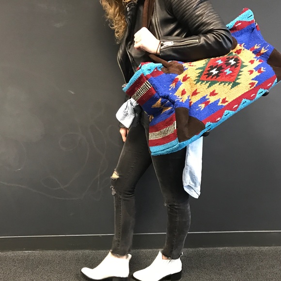 Southwestern Duffel (Weekender / Overnight Bag) - Picture 5 of 5