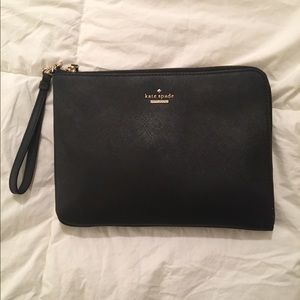 Kate Spade Everpurse iPhone charging clutch