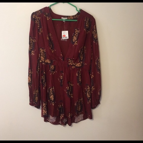 Urban outfitters romper - Picture 2 of 3