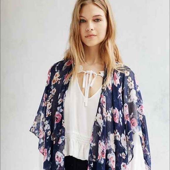 Floral open poncho