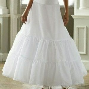 2 tiered wedding slip/skirt