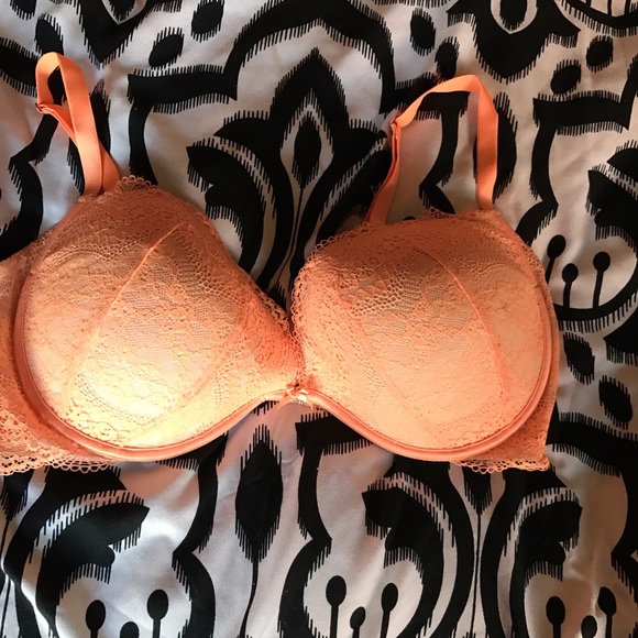 VS plunge bra