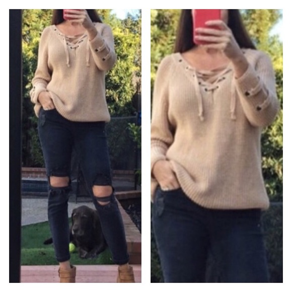 F4Y BRAND LACE UP SWEATER - Picture 2 of 3