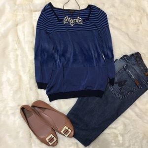 The limited striped black and blue top 3/4 sleeve