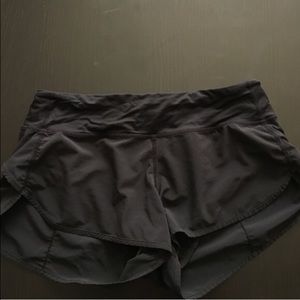 Lululemon black speed shorts size 4