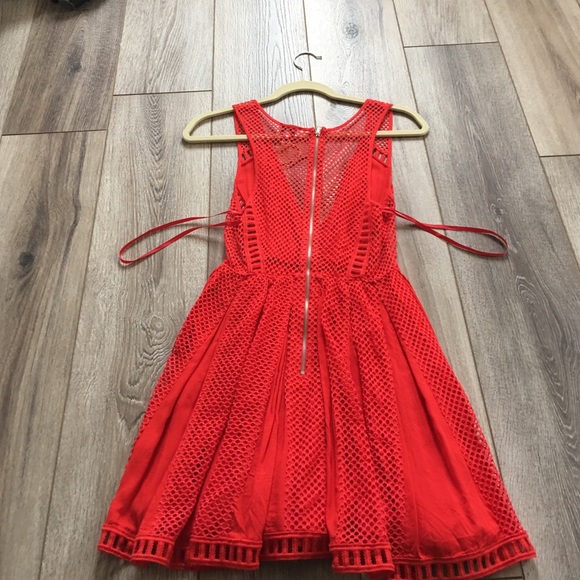 Dress - Picture 3 of 3