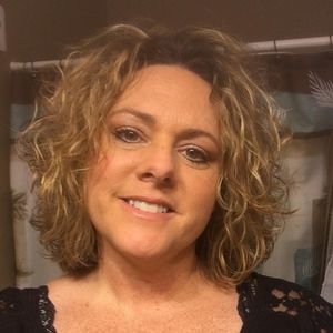 Meet your Posher, Carrie