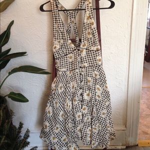 daisy summer dress
