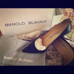 Manolo Black Bb kid heels sz11