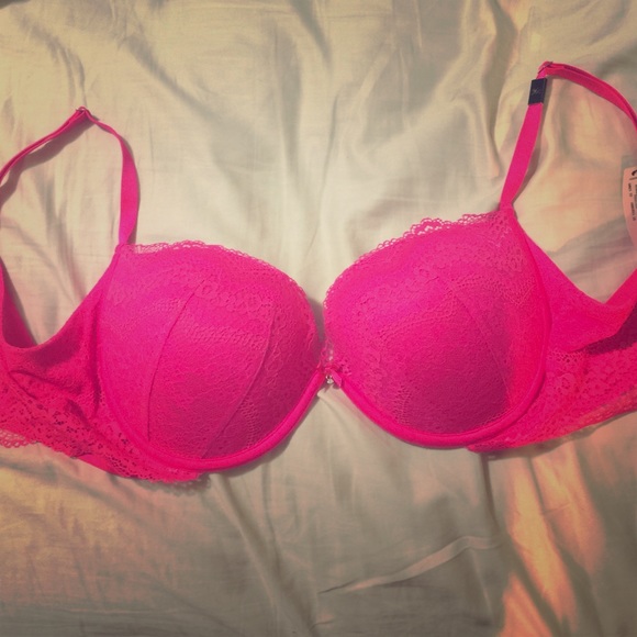 ✨Victoria Secret Plunge Bra✨NEW WITH TAGS