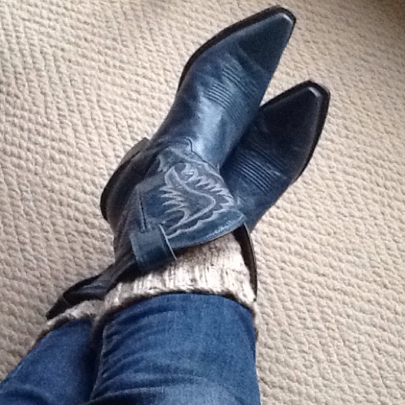 Torquoise leather cowboy boots