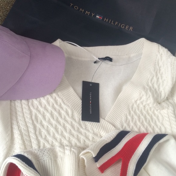 white womens tommy hilfiger jumper