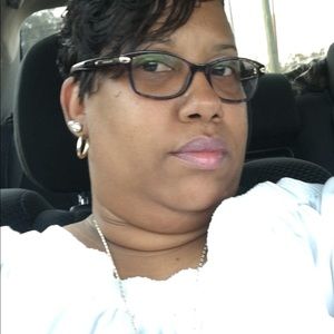 Meet your Posher, Valada