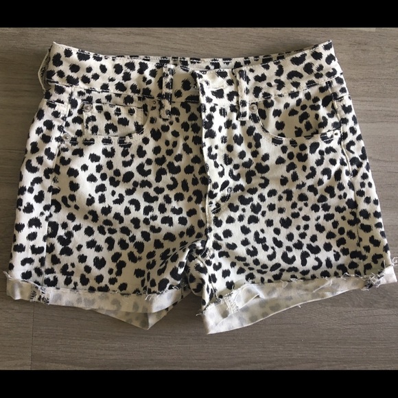 AE hi-rise printed festival shorts