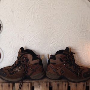 waterproof hiking boots!