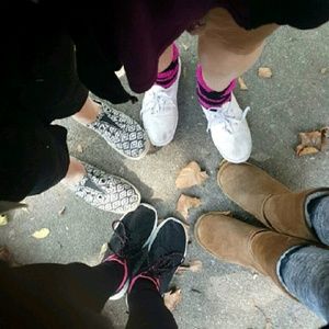 Meet your Posher, Crystal