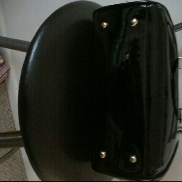 Purse - Picture 3 of 4