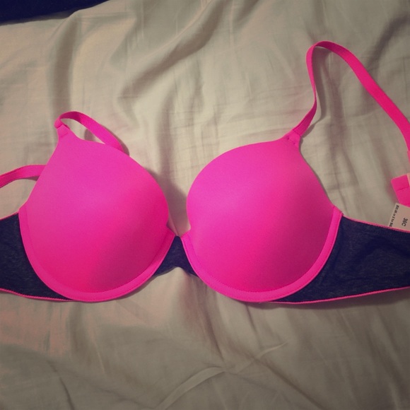 NEW WITH TAGS Where everywhere push up bra