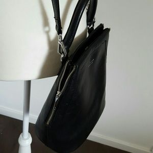 matt & nat Bags - Matt & Nat Lucy Crossbody Bag matt & nat Bags - Matt & Nat Lucy Crossbody Bag