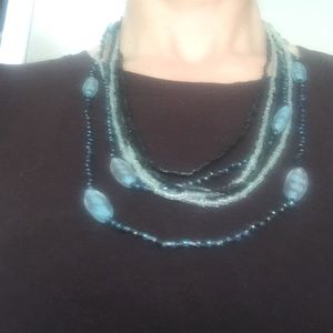 Beautiful blue / grey neckless.