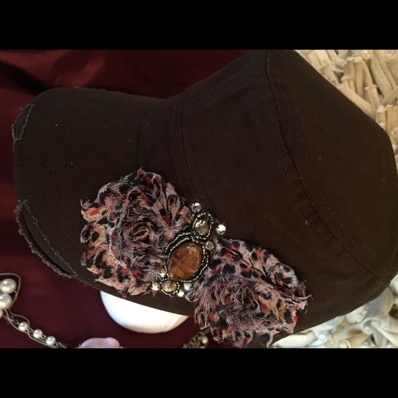 VINTAGE DISTRESSED CADET BROWN HAT