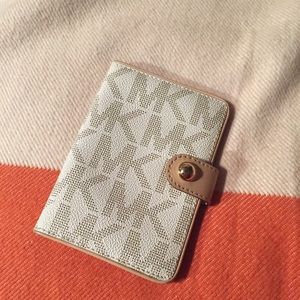 Michael Kors Passport Case