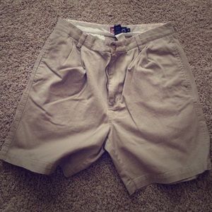 Chaps khaki shorts