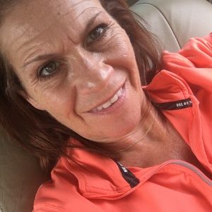 Meet your Posher, Mollye