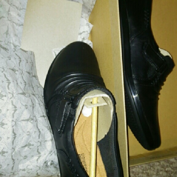 Women's shoes