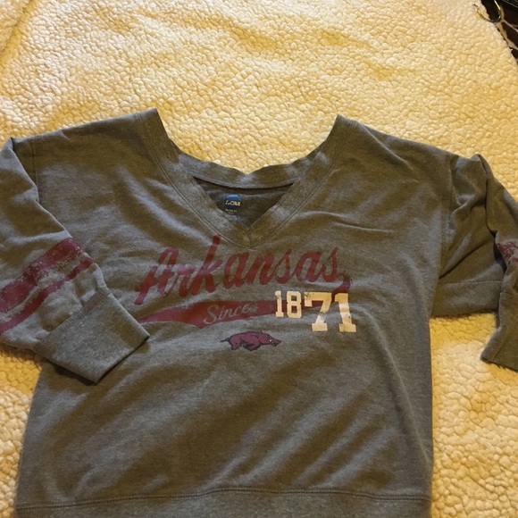 3/4 sleeve Razorback shirt Sz M