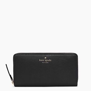Black Kate Spade Wristlet