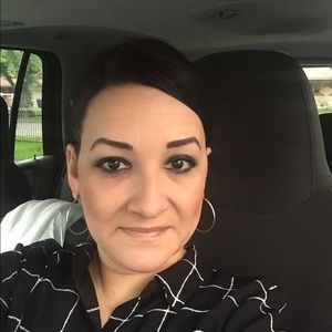 Meet your Posher, Veronica