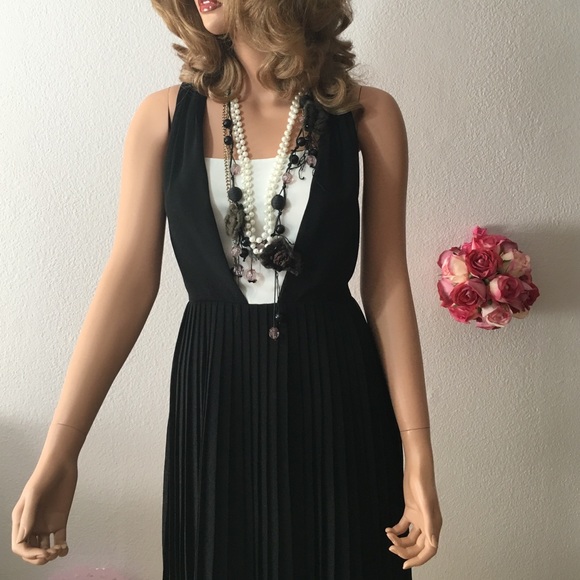 ❣️sale📍Armani Exchange, A/X Black dress pleated skirt NWT