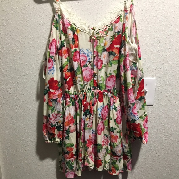 Ark & Co. Floral Open Shoulder Romper - Picture 4 of 4