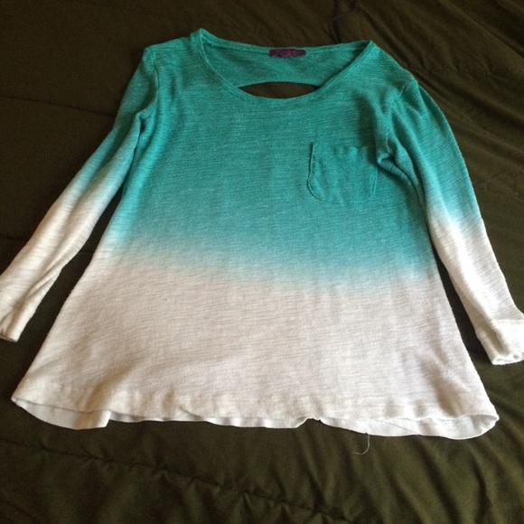 Teal/white knit type shirt