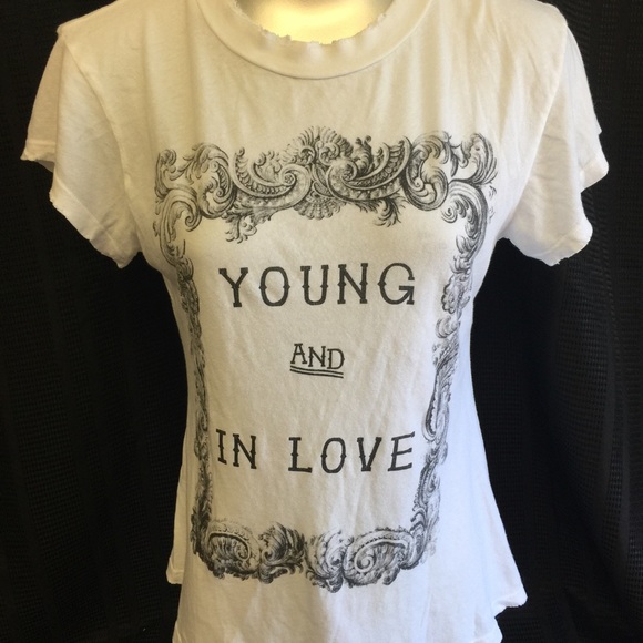 WILDFOX T SHIRT