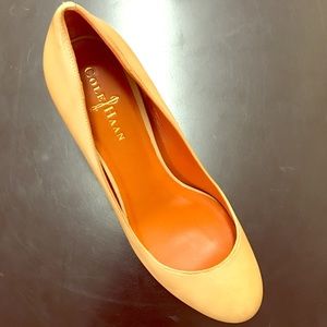 Brand new Cole Haan Violet Nike Air Pump Beige