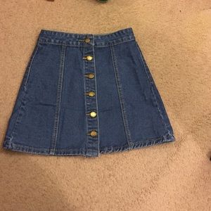 New denim skirt