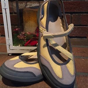 Lands End slip on shoes