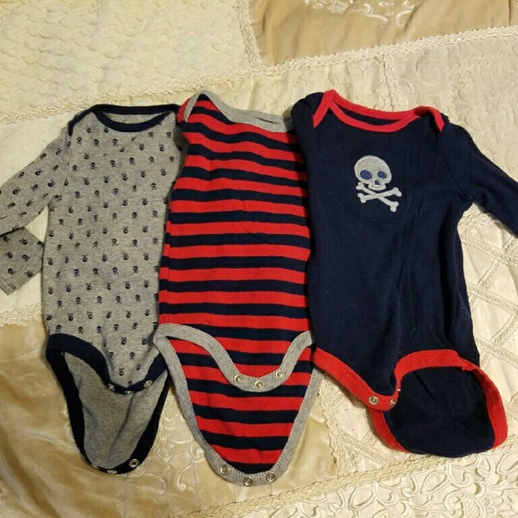 Set of 3 infant long-sleeved bodysuits, 6-9 months