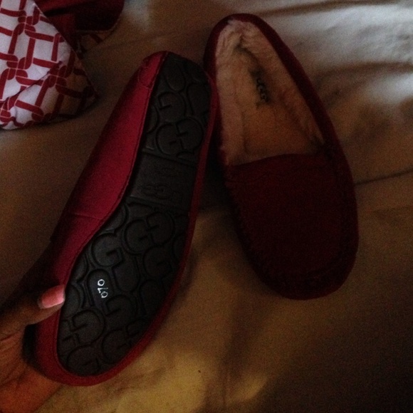 Brand New Ugg Flats