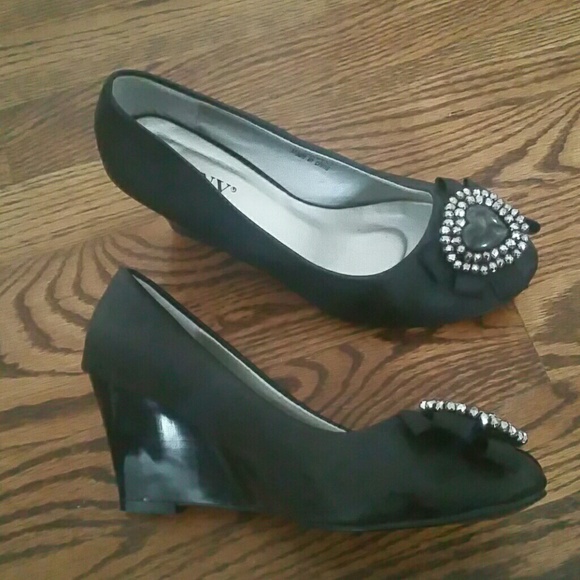 Wedges - Picture 3 of 3