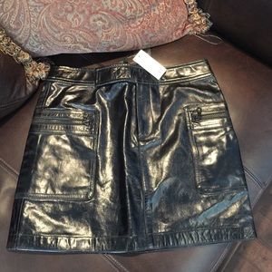 Club Monaco Genuine leather skirt sz 4 blk.