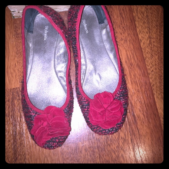 💗 Red and Gray tweed flats