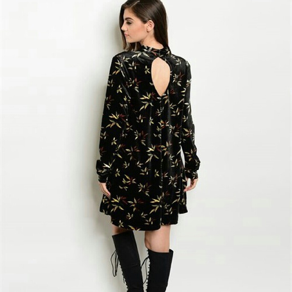 Closet closing! Velvet floral dress - Picture 3 of 4