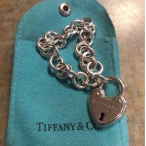 🎉Tiffany & Co. 🎉 Heart Link Bracelet
