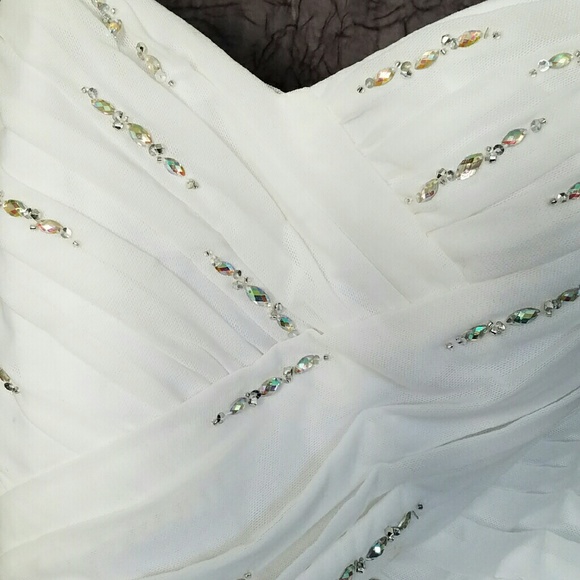 Dress - Picture 4 of 4