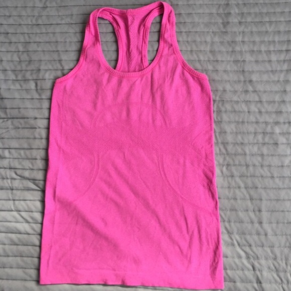 Pink Lululemon Run Swiftly Top💕